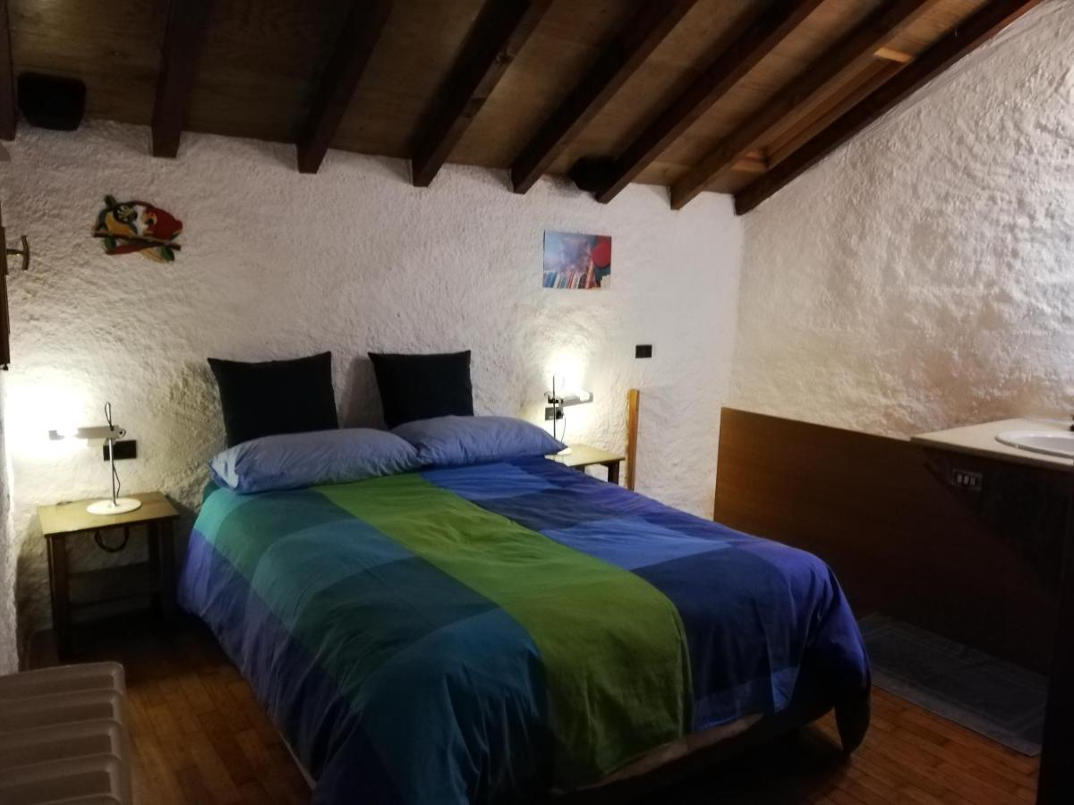Romantica Casetta Nel Verde Con Vista Sul Lago 벨지라테 외부 사진